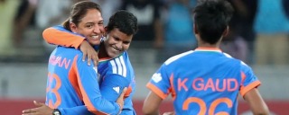 India Crush Pakistan by Seven Wickets in Women’s Asia Cup